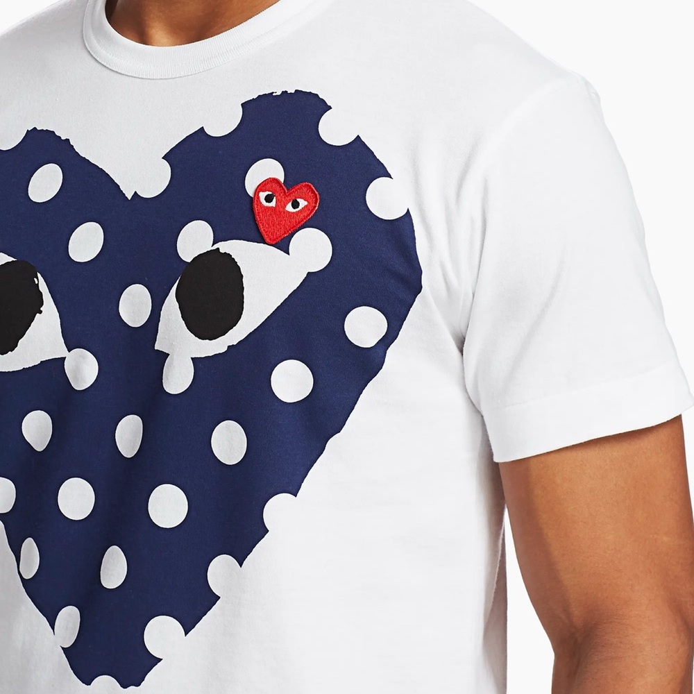 Comme des Garcons. PLAY. 
White Tee with Navy Polka Dot Heart - Picture 2 of 14